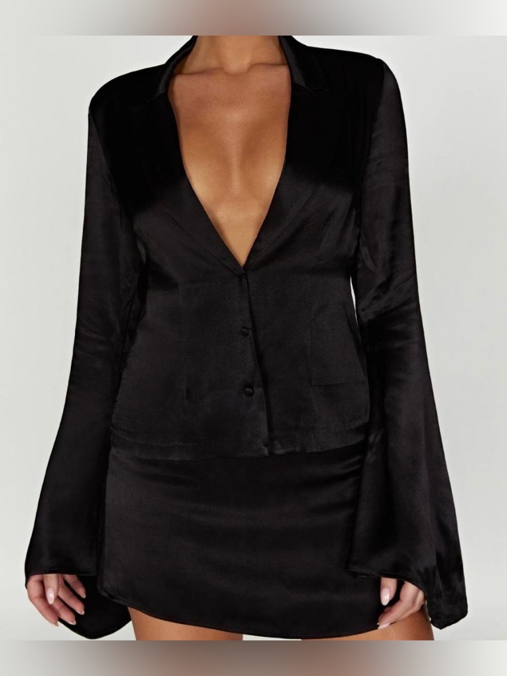 Meshki Noa Collard Black Satin Deep-V Blazer small